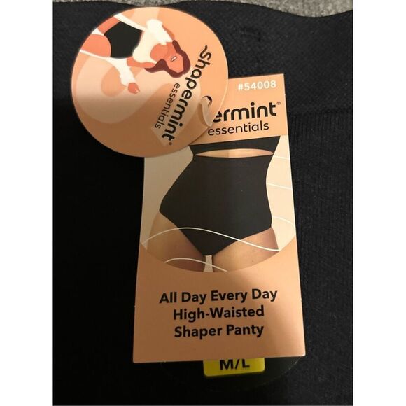 Shapermint All Day Everyday High Waisted Shaper Panty Size M/L - Picture 3 of 6